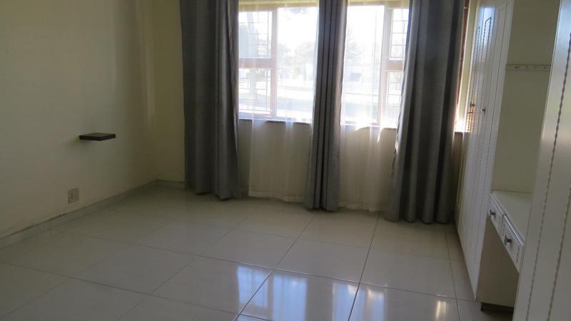 3 Bedroom Property for Sale in Panorama Western Cape